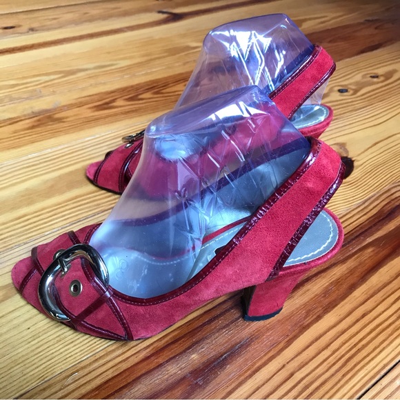 Nine West Red Suede Buckle Sling Back Heels, EUC, 7.5 - Picture 5 of 11